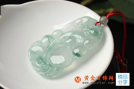 
	怎么區別獨山玉和翡翠
