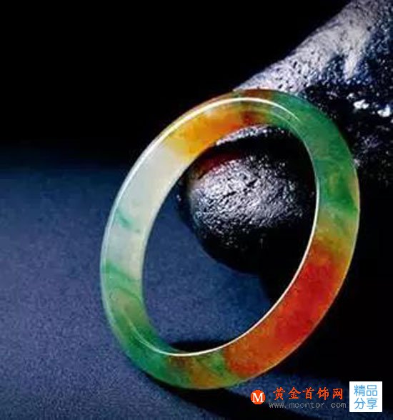 
	科普 | 戴著翡翠能洗熱水澡嗎？真相遠比你想象的還要可怕……
