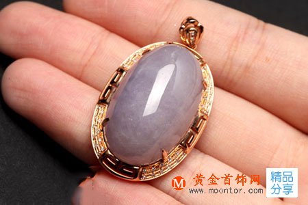 
	怎么樣的翡翠顏色最好看？看顏色挑翡翠
