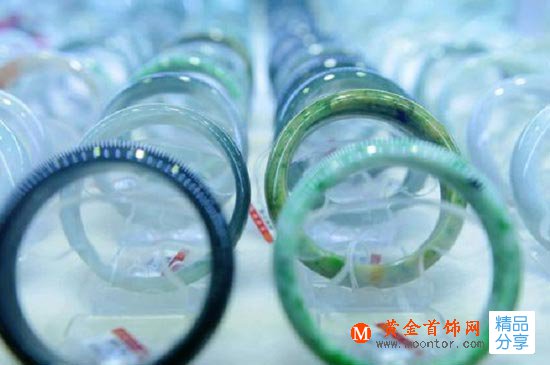 
	翡翠靈性如何保持 翡翠保養心得分享

