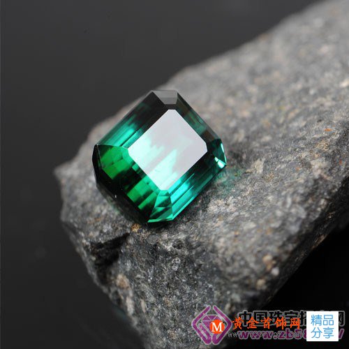 
	碧璽應該怎么樣佩戴

