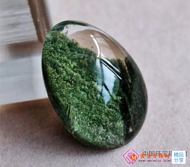 
	天然水晶和石英的區別
