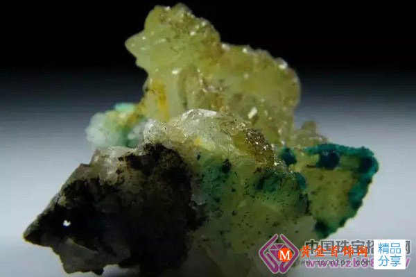
	“酸溜溜”的寶石——葡萄石
