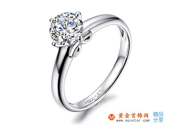 
	怎么挑選既實惠又閃亮的性價比鉆戒？
