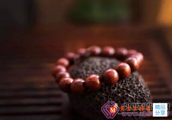 
	持珠當心上 為什么戴手串
