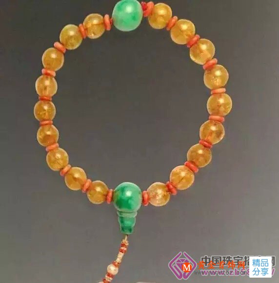 
	撥一珠解千愁 佛珠戴多少顆
