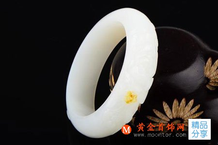 
	和田玉為什么比翡翠耐摔？
