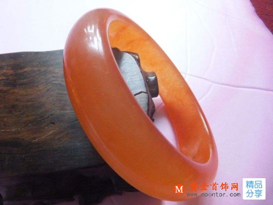 
	新疆金絲玉如何保養？

