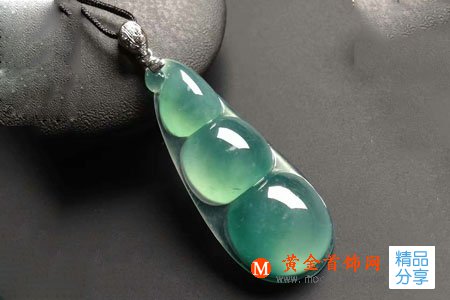 
	夏天的翡翠怎么保養？
