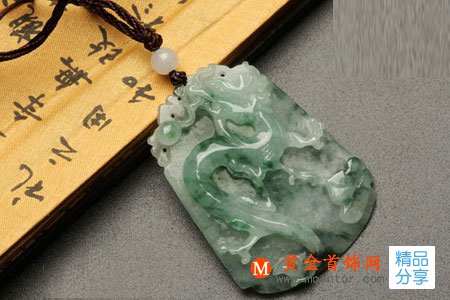 
	淺談翡翠的等級和雕工

