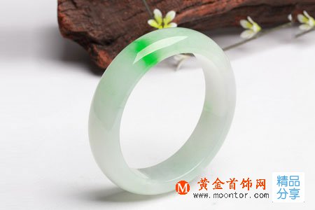 
	懷孕能否佩戴翡翠手鐲？
