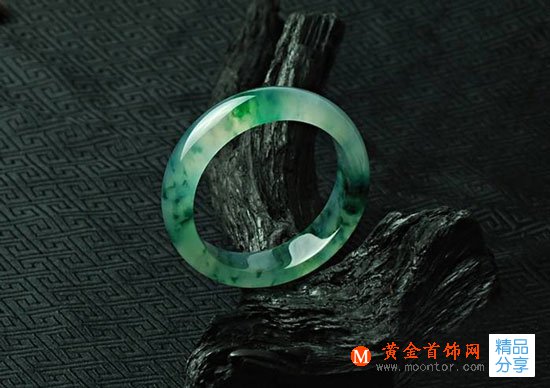 
	玉鐲碎了怎么修復 玉鐲碎了怎么辦
