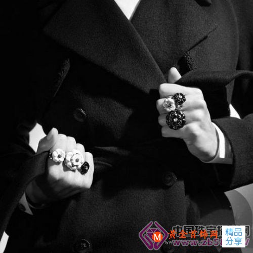 
	女人一生值得擁有的10件珠寶

