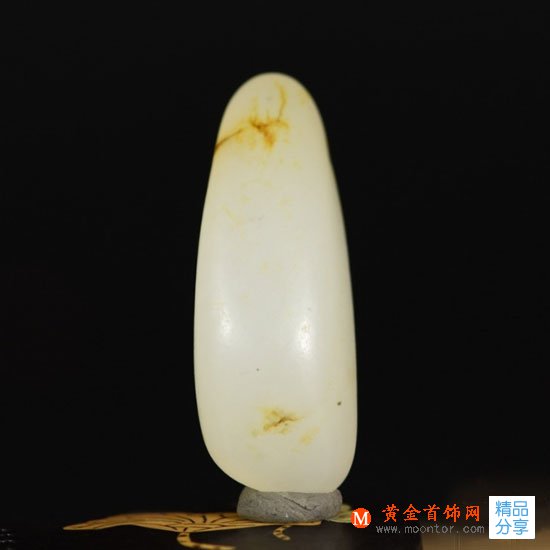 
	和田玉籽料灑金皮如何辨別真假？
