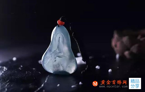 
	如何讓你的翡翠越戴越潤？
