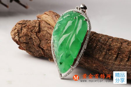 
	玻璃種翡翠和豆種翡翠有什么區別
