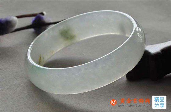 
	到底什么是冰種翡翠，區別在哪里？
