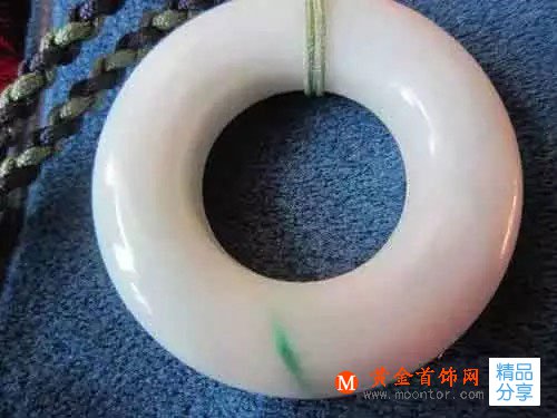 
	翡翠行話“有色無種”指的是什么？
