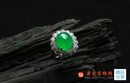 
	翡翠行話“有色無種”指的是什么？
