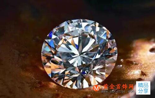 
	鉆石和莫桑石疑似“孿生兄弟”，你分得清楚嗎？
