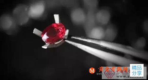 
	小心貶值！彩色寶石首飾一定要這么保養
