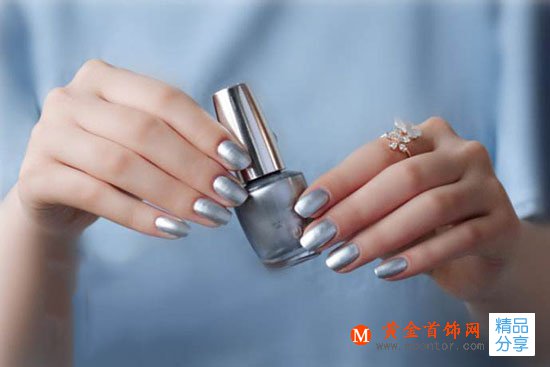 
	【鉆石養護】如何用指甲油保養鉆石戒指？
