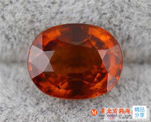 
	石榴石，你以為它是便宜貨嗎？
