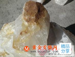 
	人造石英石的優點
