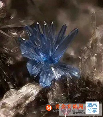 
	世界上比鉆石更貴的10種寶石
