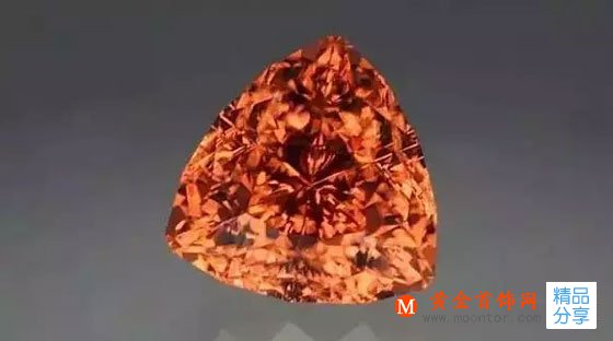 
	鉆石回收揭秘鋯石和鉆石的區別在哪？
