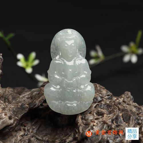 
	冰糯種翡翠觀音吊墜

