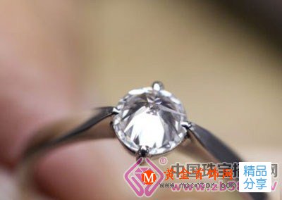 
	選對了鉆石 才能恣意璀璨，你選對了嗎？

