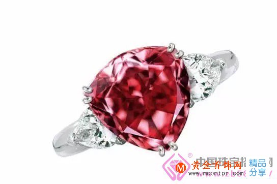 
	太可怕！買鉆石時千萬不要說這三句話！
