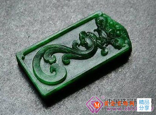 
	解析：青花玉
