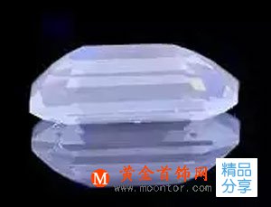 
	熒光是什么？鉆石的熒光會影響品質嗎？
