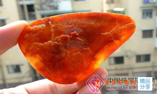 
	翡翠鑒定：燒紅和天然紅翡
