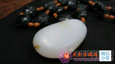 
	如何鑒別和田白玉？
