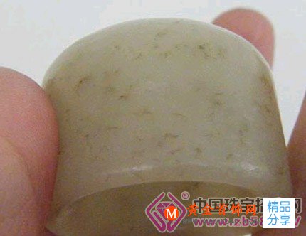 
	和田白玉和羊脂玉的區別
