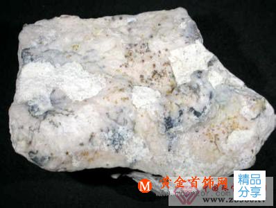 
	蒙脫石有哪些功效
