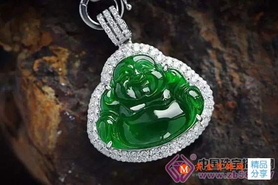 
	揭秘翡翠貼膜
