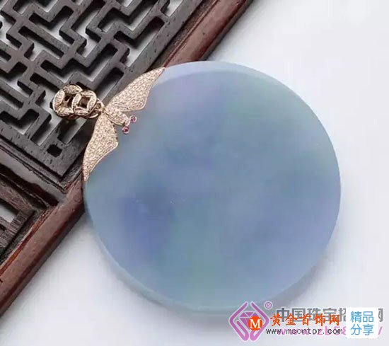 
	“玉養人，人養玉”原來是假的！被騙這么多年，今天終于知道真相了！
