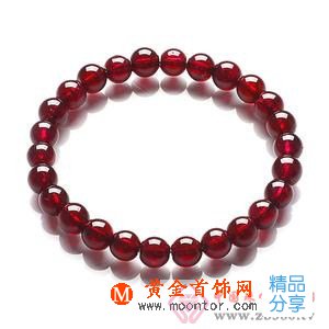 
	石榴石手鏈功效
