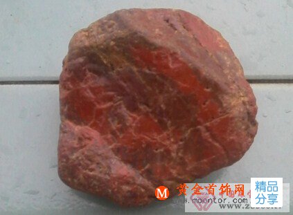 
	怎么鑒別雞血石原石
