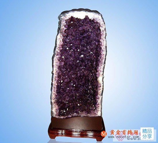 
	紫水晶洞廣受青睞
