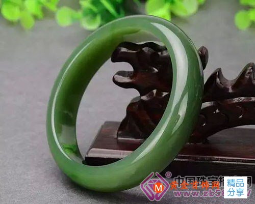 
	叫板翡翠，買了就升值的石頭！
