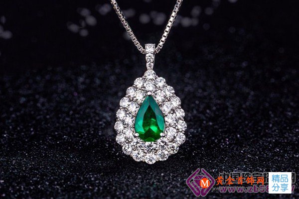 
	鉆戒一枚足矣，婚前婚后你需要更多色彩
