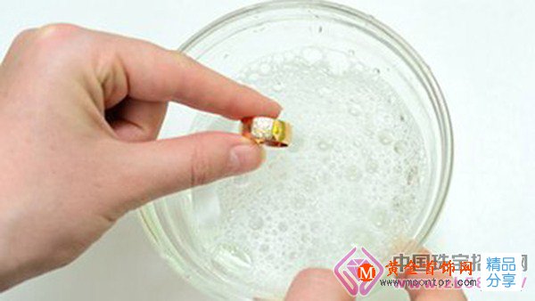 
	如何清洗鉆戒？——鉆戒的清洗方法
