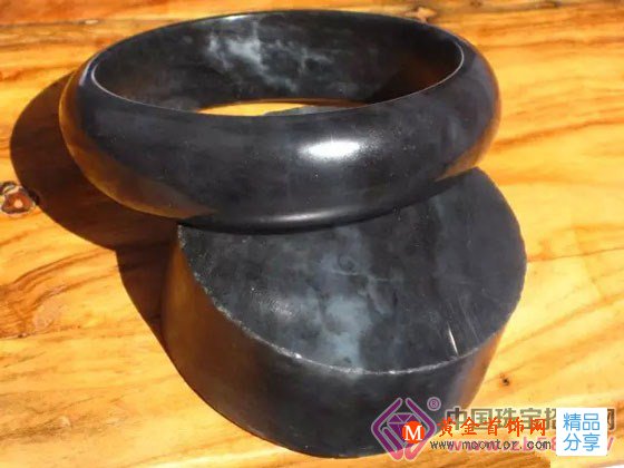 
	提防和田玉中的“偽君子”！
