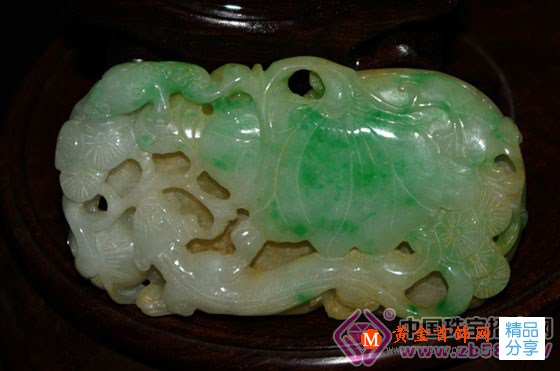 
	當老翡翠遇到新標準|大多數流傳有序的老翡翠未必是A貨
