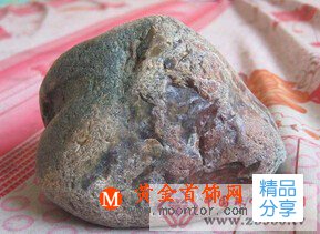 
	瑪瑙原石鑒別要點
